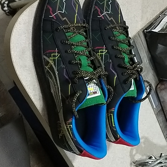 Dee n Ricky Pumas - Picture 3 of 4